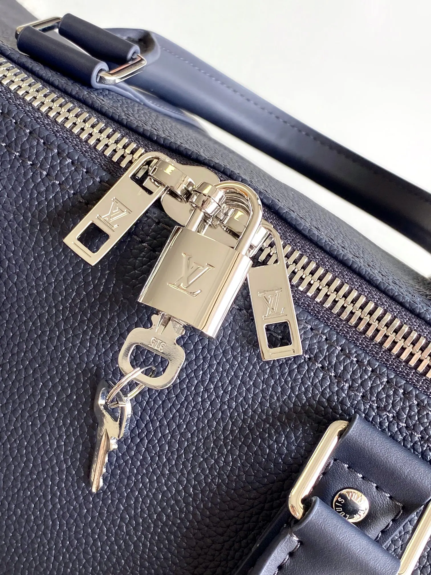 Fashion Item Travel