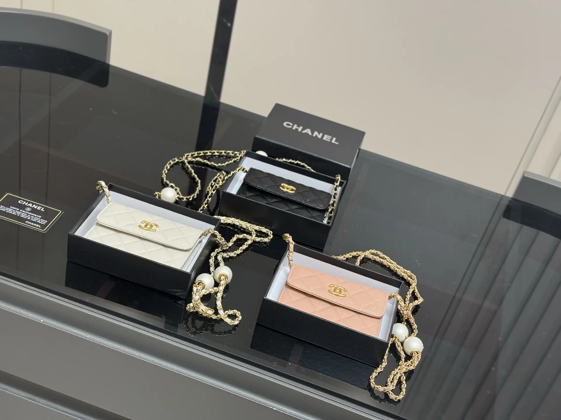CHANEL 牛皮 盒 珍珠 小废包 cf 双 腋下包 復古腋下背款