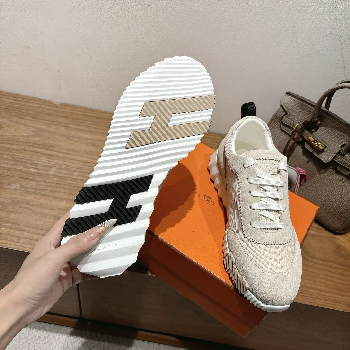 Hermès SS 运动鞋(數字9) Hermès SS 运动鞋(數字9)