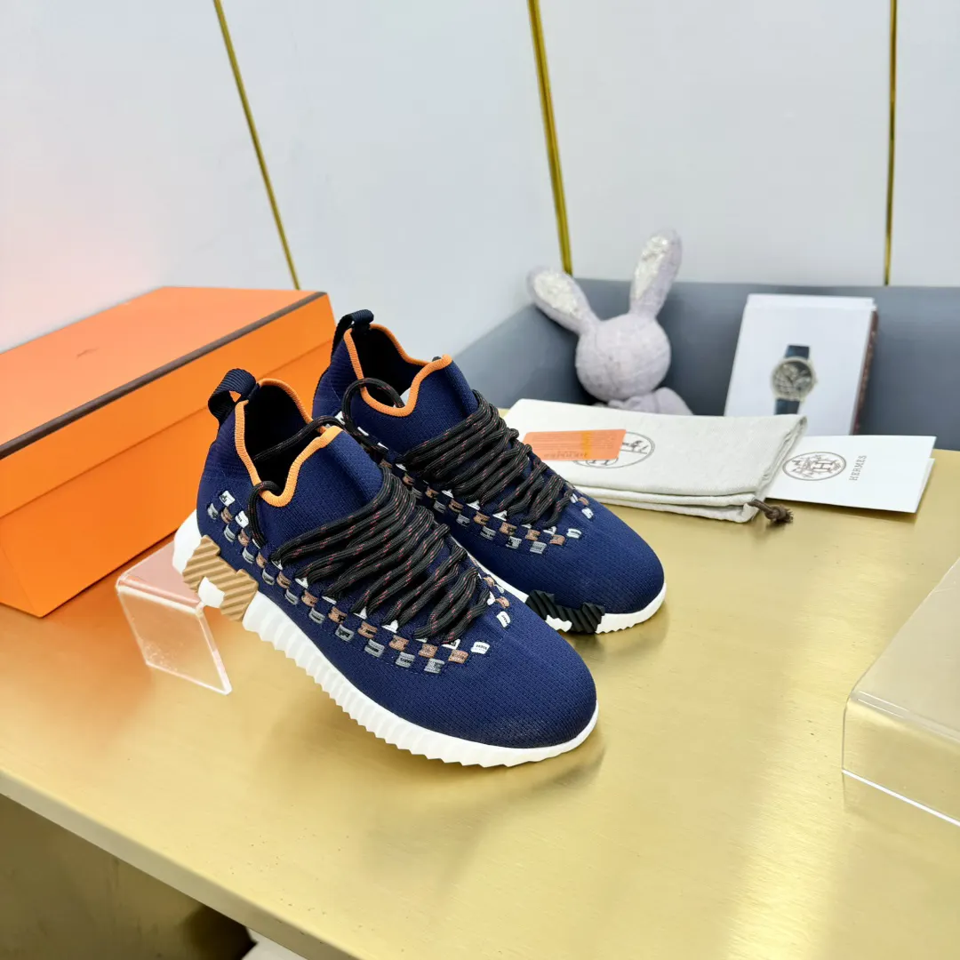 Hermès 官网同步更新 羊皮 运动鞋 舒适