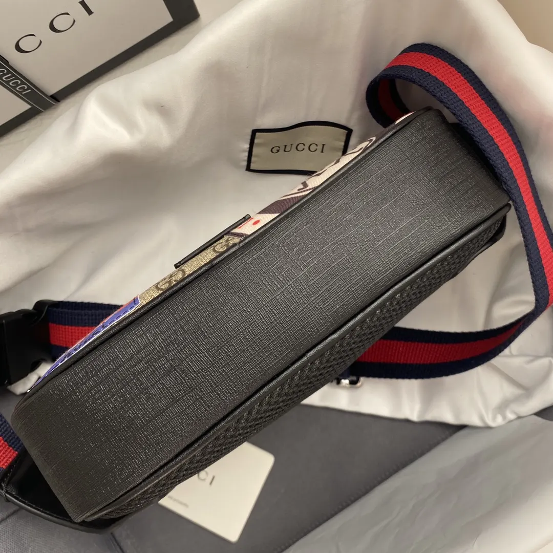 Gucci Belt Bag Casual Leather