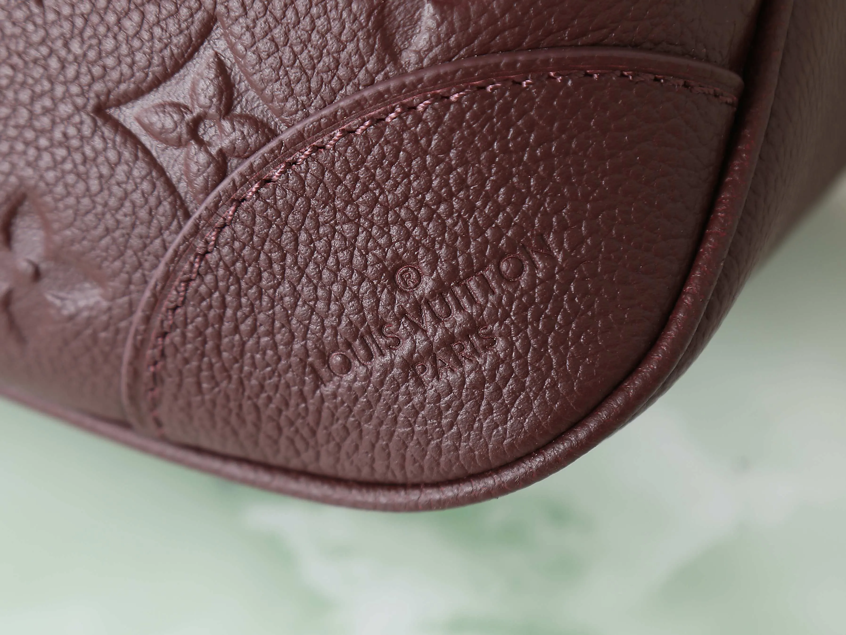 LV Brown Embossed Chain Underarm Bag Image 6