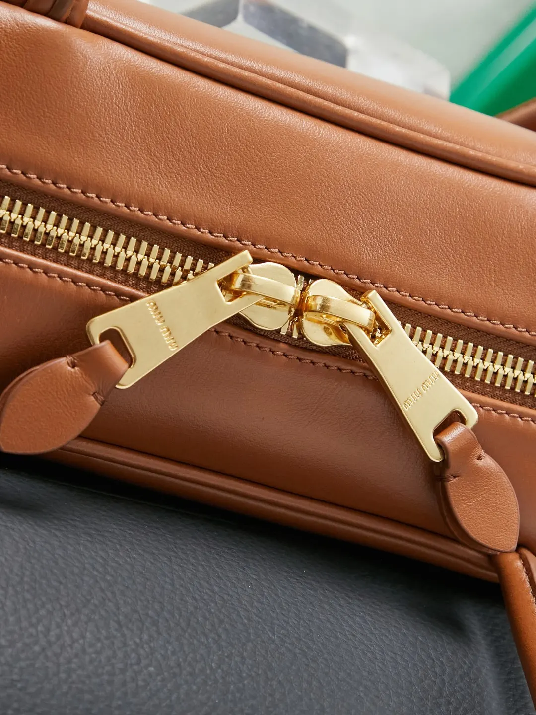 Top Handle Bag Commuter Leather
