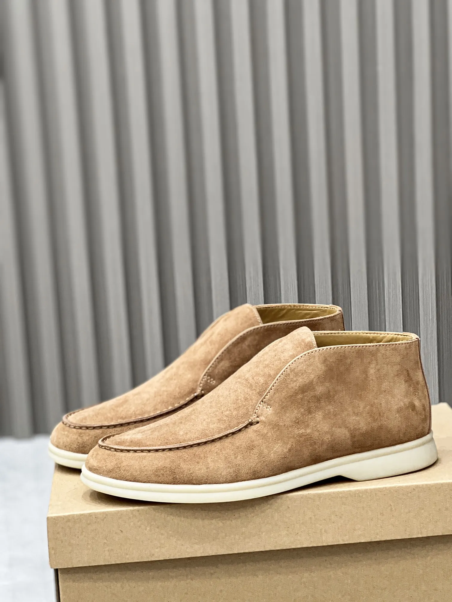 Hermès 运动鞋