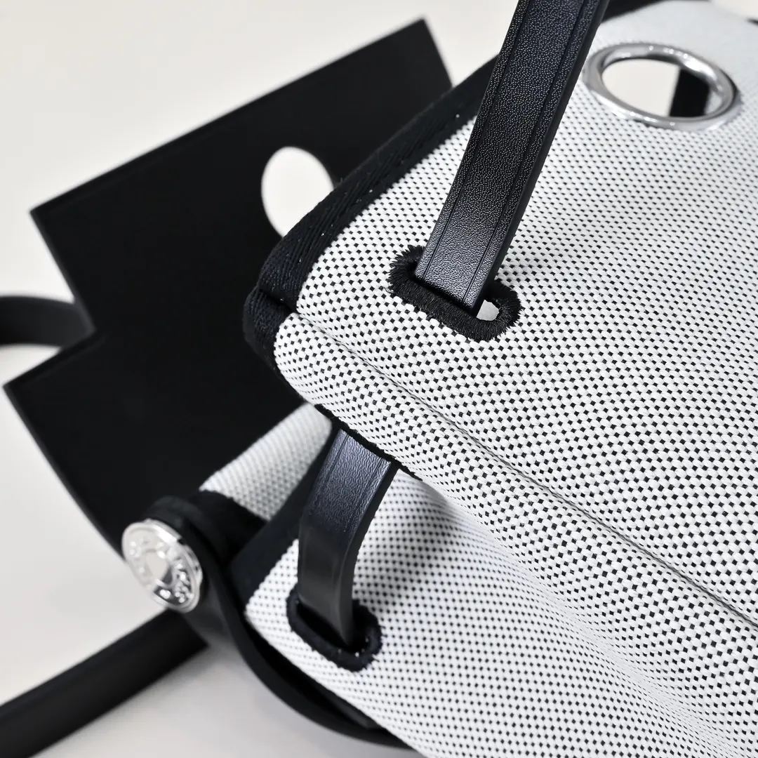 Hermès 双肩包
