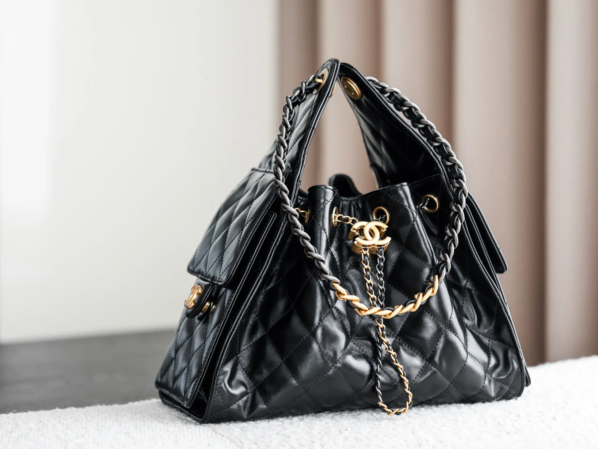 Chain Bag Leather