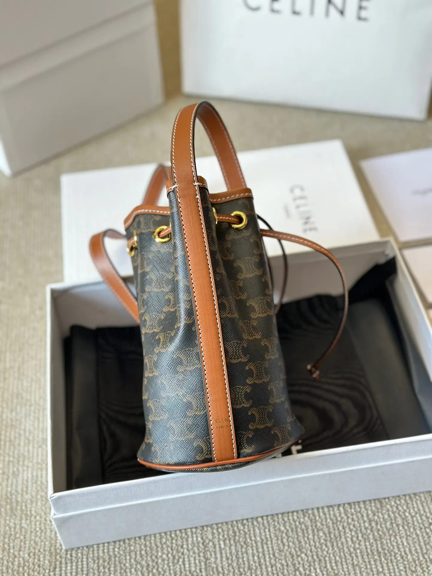 Celine 老花 牛皮 水桶包 休闲水桶款