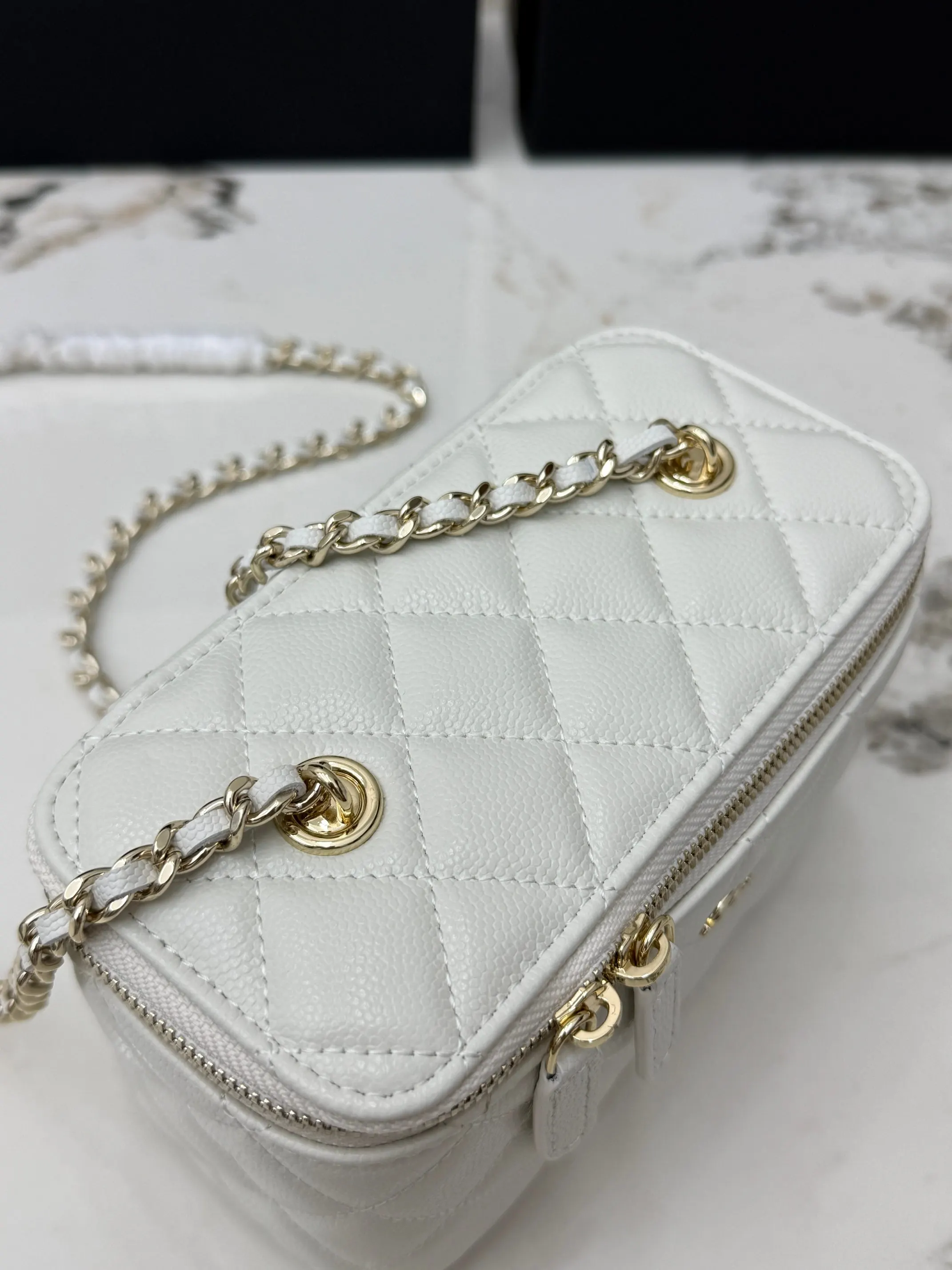 Chanel Gold Chain Bag Leather