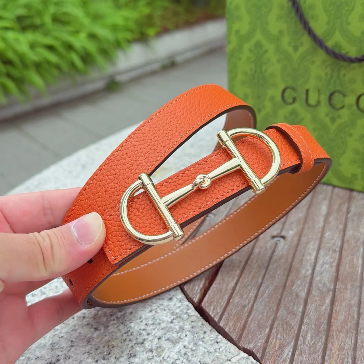 Gucci 双G扣牛皮双面腰带 商务休闲款
