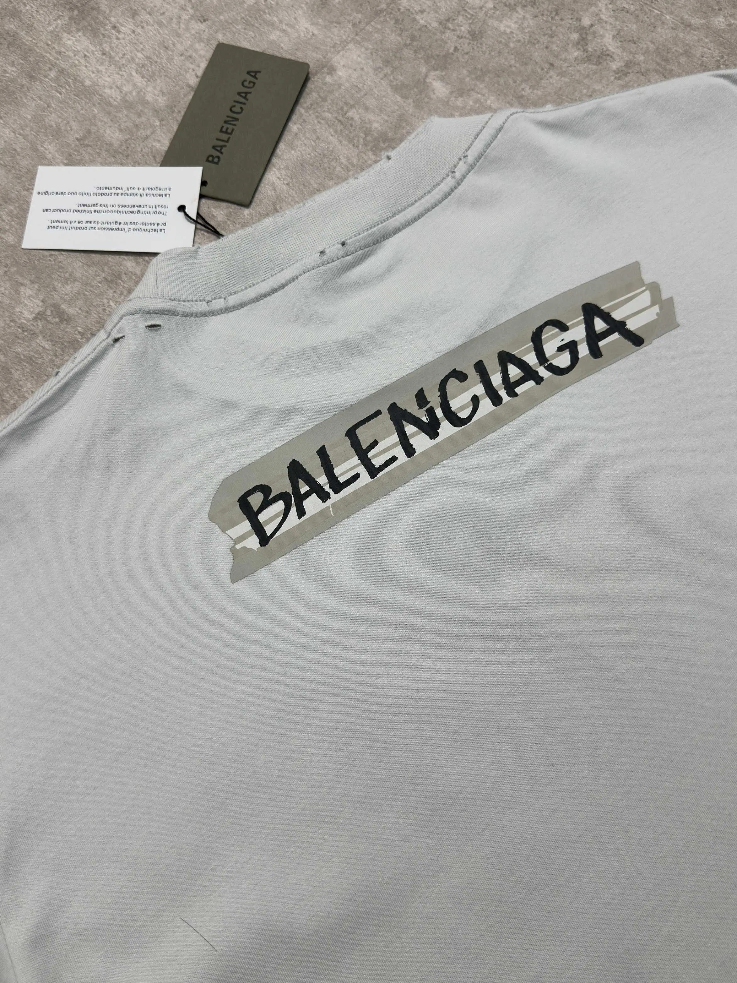 Balenciaga 灰色 字母 印花 短袖T恤 街头休闲款