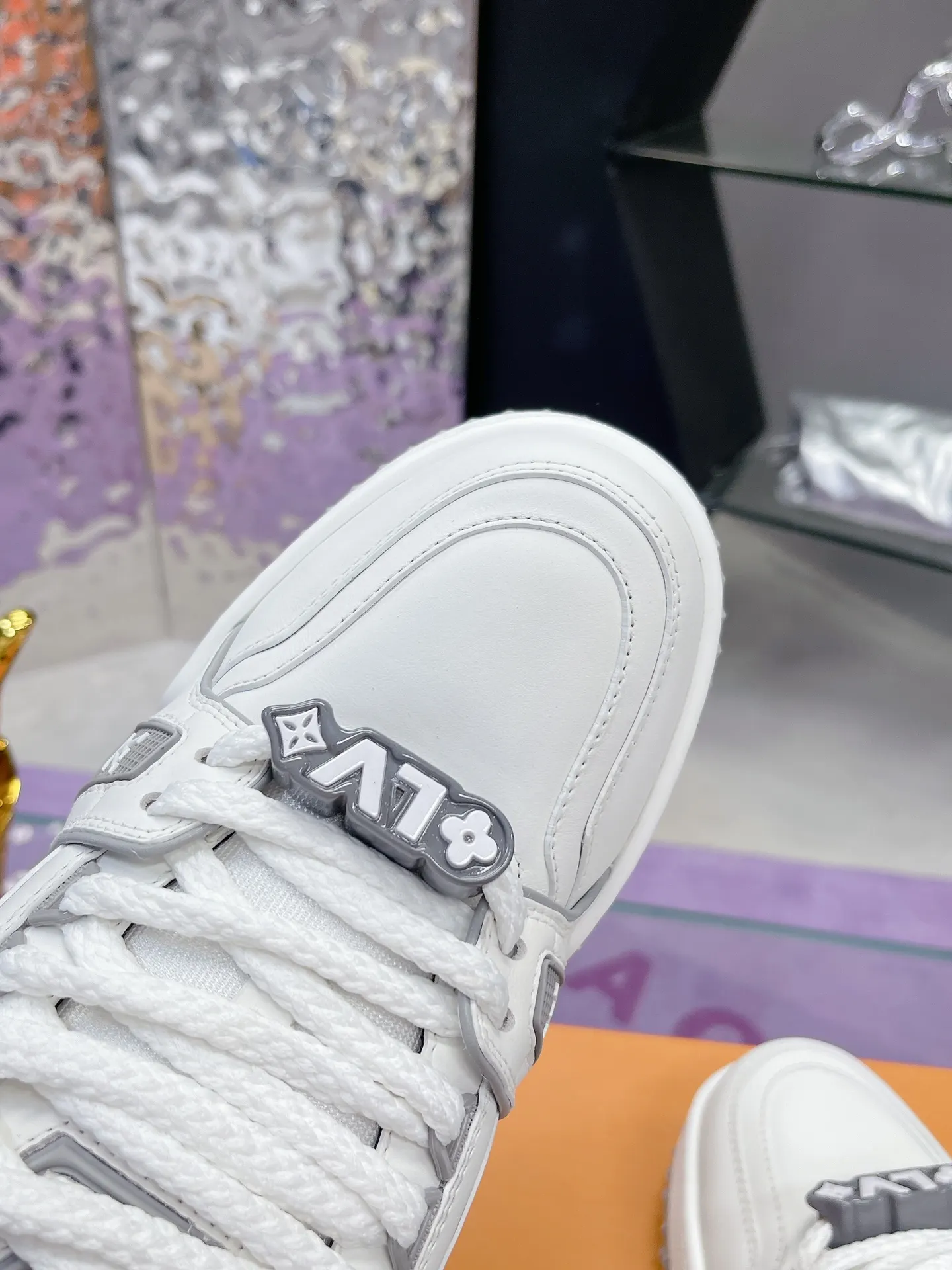 Louis Vuitton 运动鞋