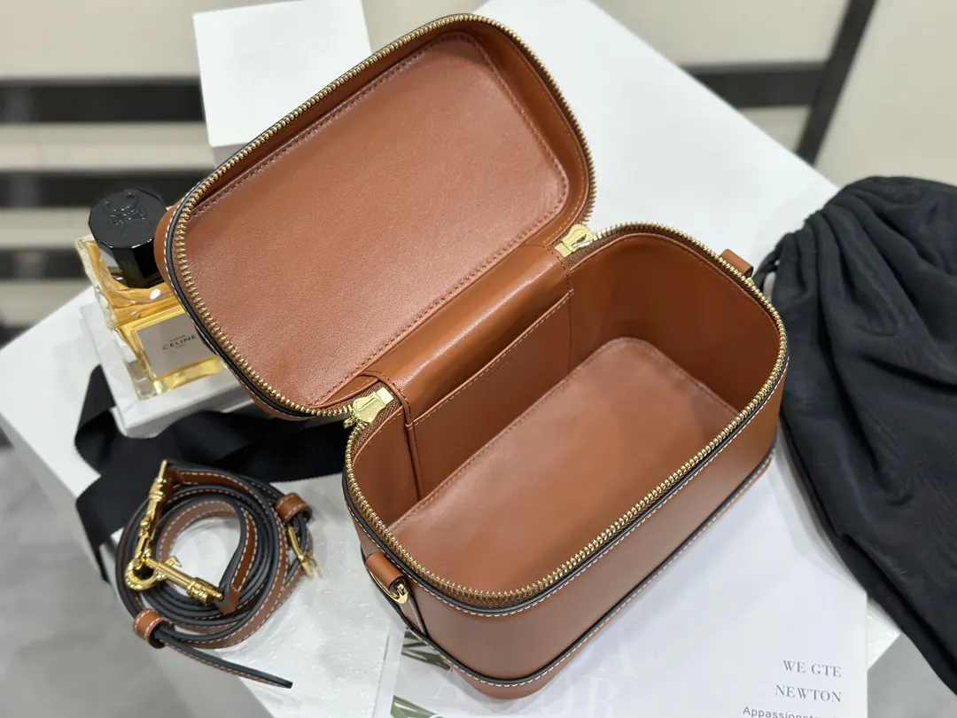 Brown Cosmetic Pouch Leather