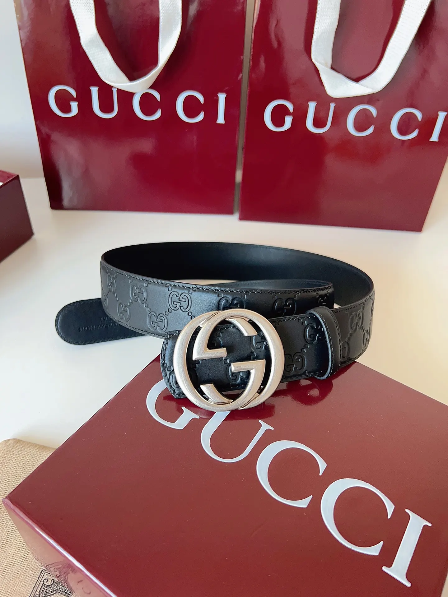 Gucci Double G 雙G扣牛皮腰帶