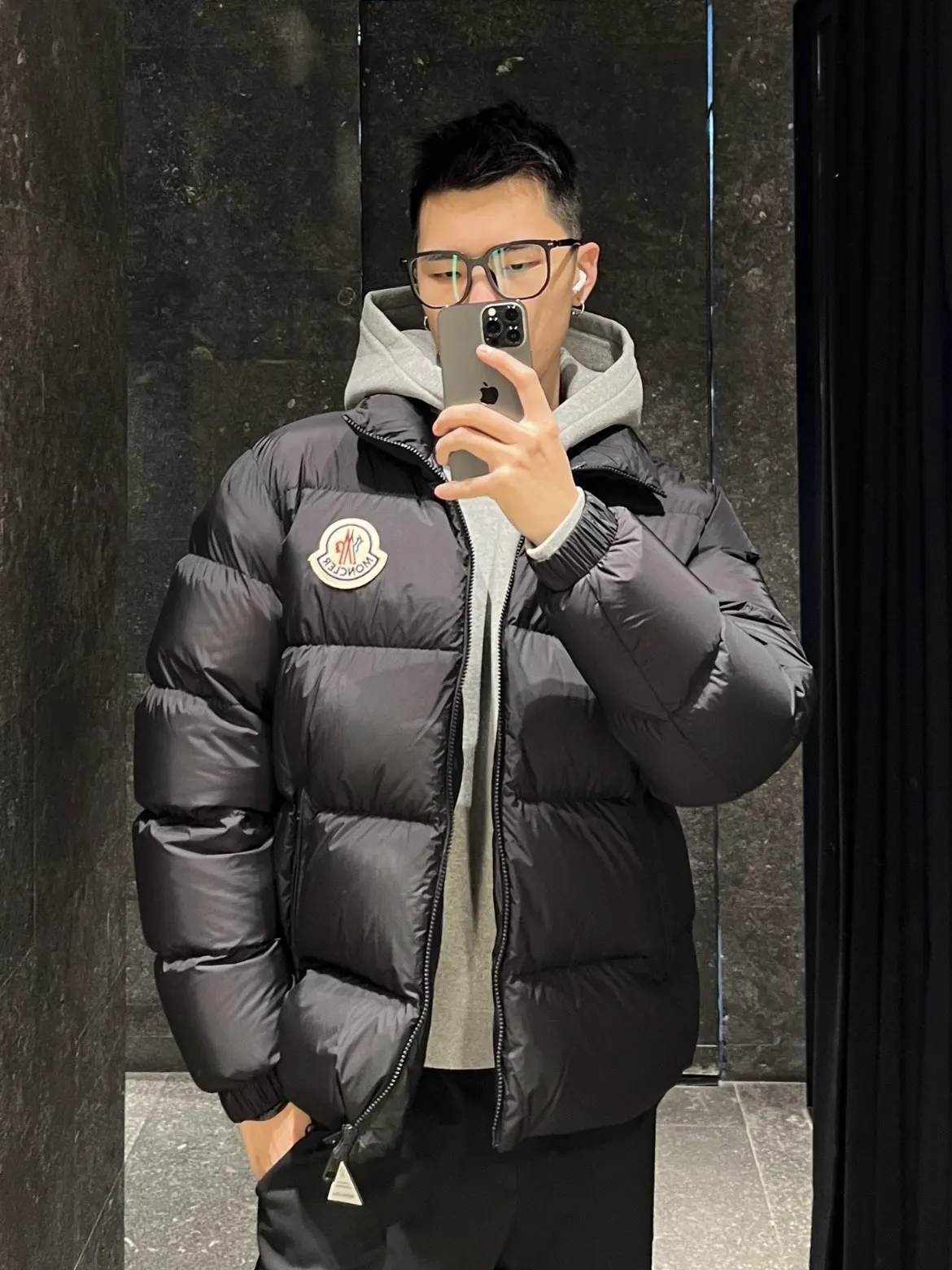 Moncler 黑色 羽绒服 保暖外套款