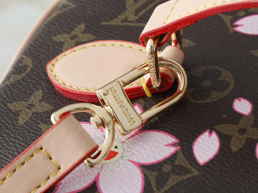 Louis Vuitton Cosmetic Pouch Leather