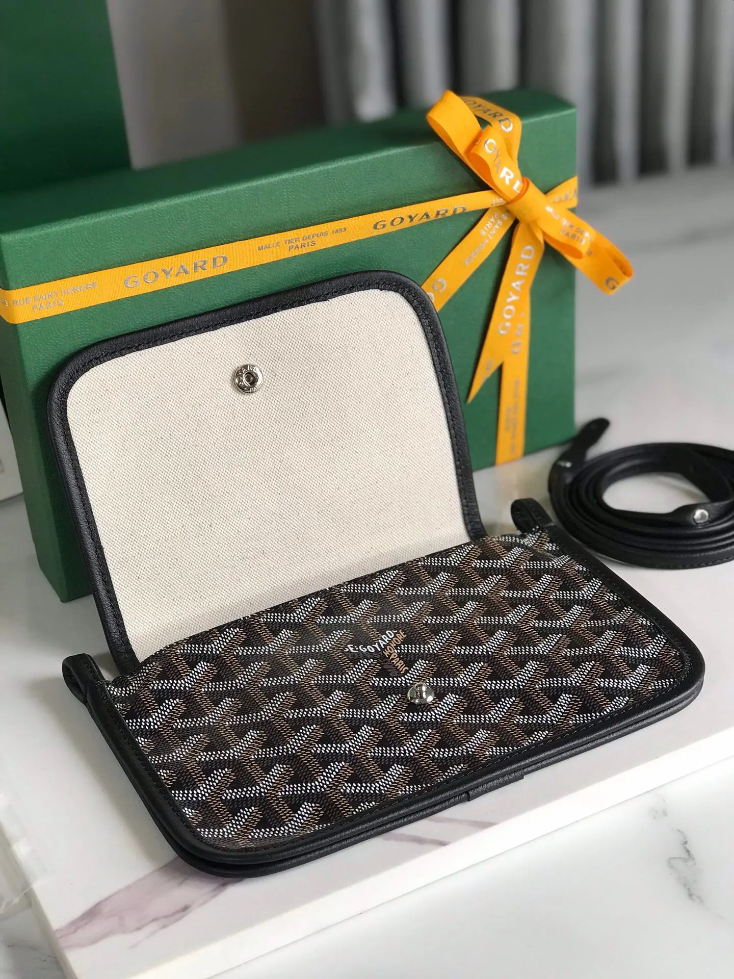 Goyard ♛ 戈雅 三层包 手拿包 精致手拿款