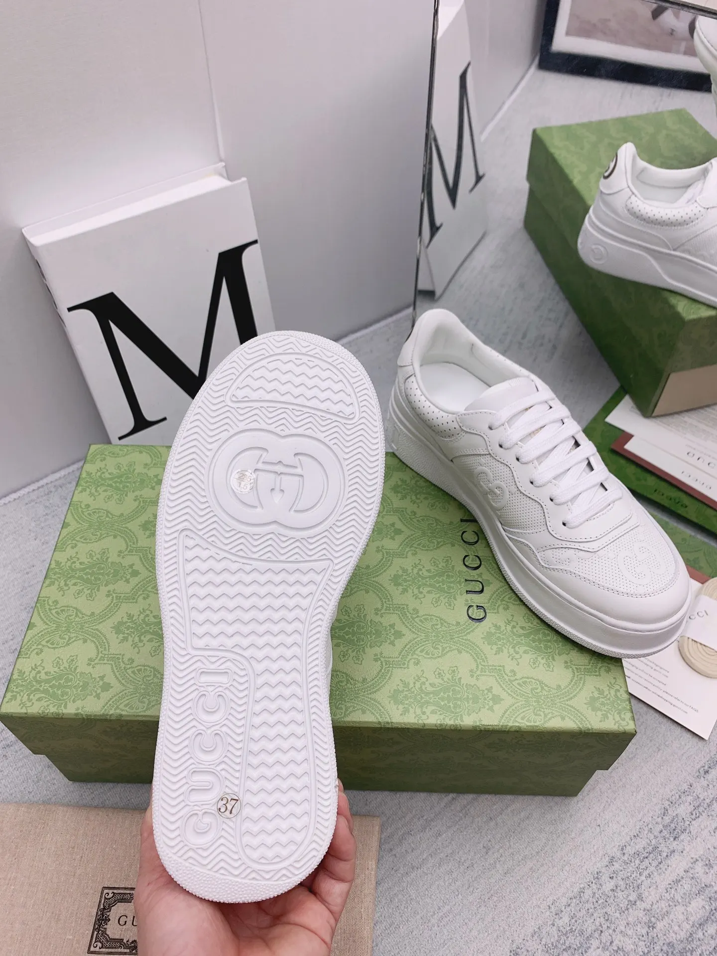 Gucci Logo休闲运动鞋