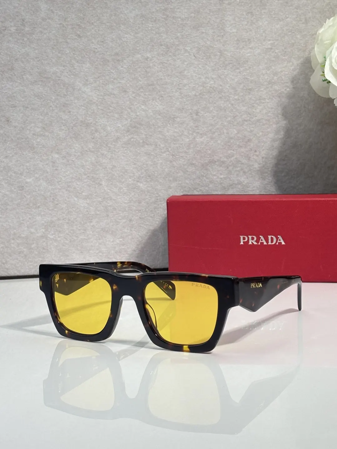 Prada Fashion Item Fashion
