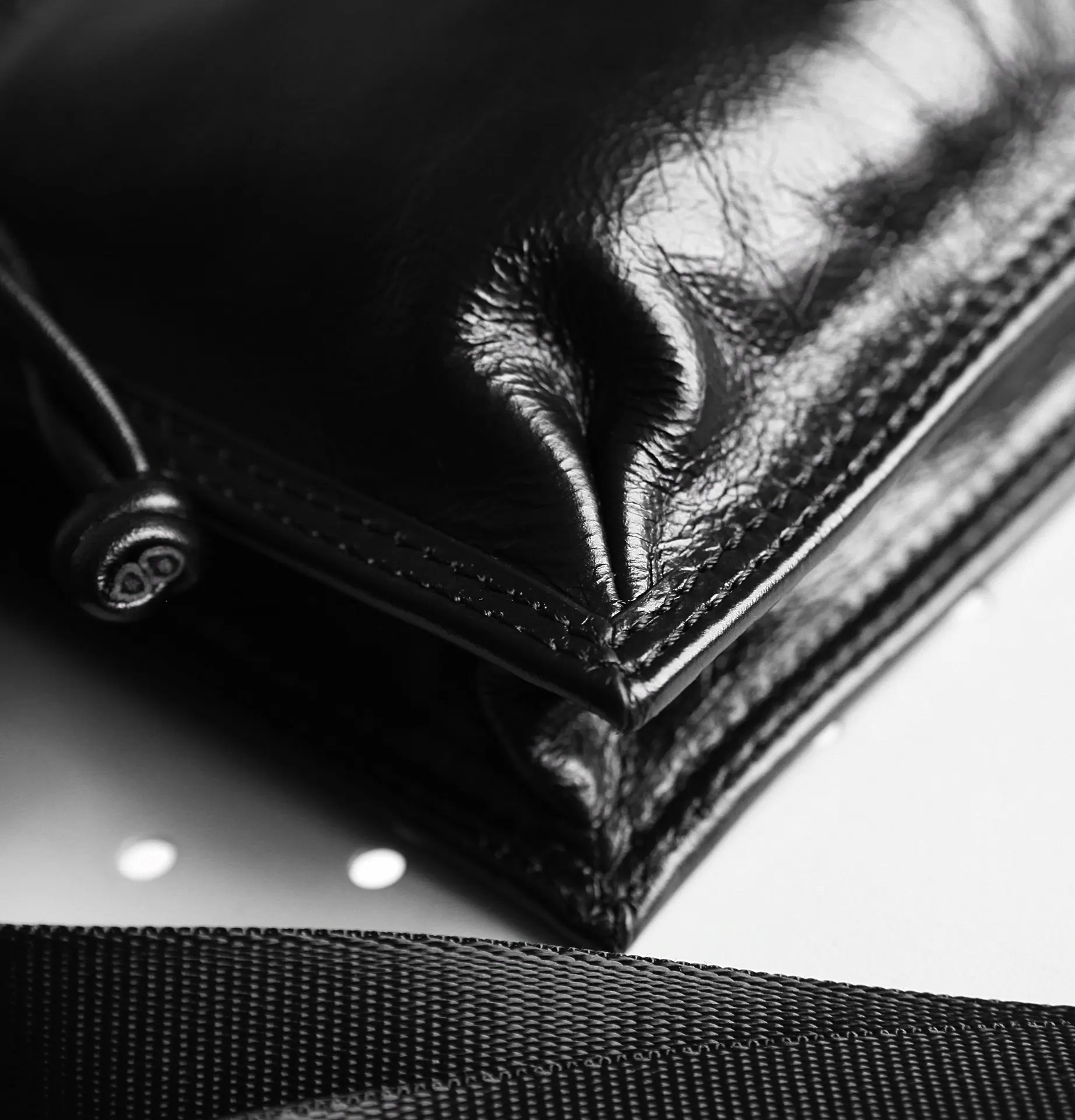 Balenciaga 單肩包 日常搭配(數字7) Balenciaga 單肩包 日常搭配(數字7)