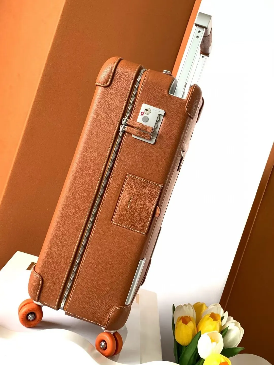 棕色 牛皮 材质 头层TOGO牛皮 太空鋁 ​ 行李箱 旅行拉杆款 輕便出行款