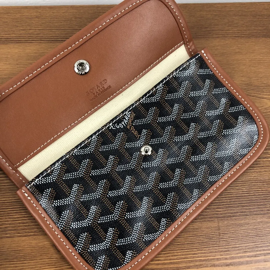 Goyard 戈雅 跨个时代都能火的經典购物袋 妈咪包 旅行袋 大容量旅行款(數字9) Goyard 戈雅 跨个时代都能火的經典购物袋 妈咪包 旅行袋 大容量旅行款(數字9)