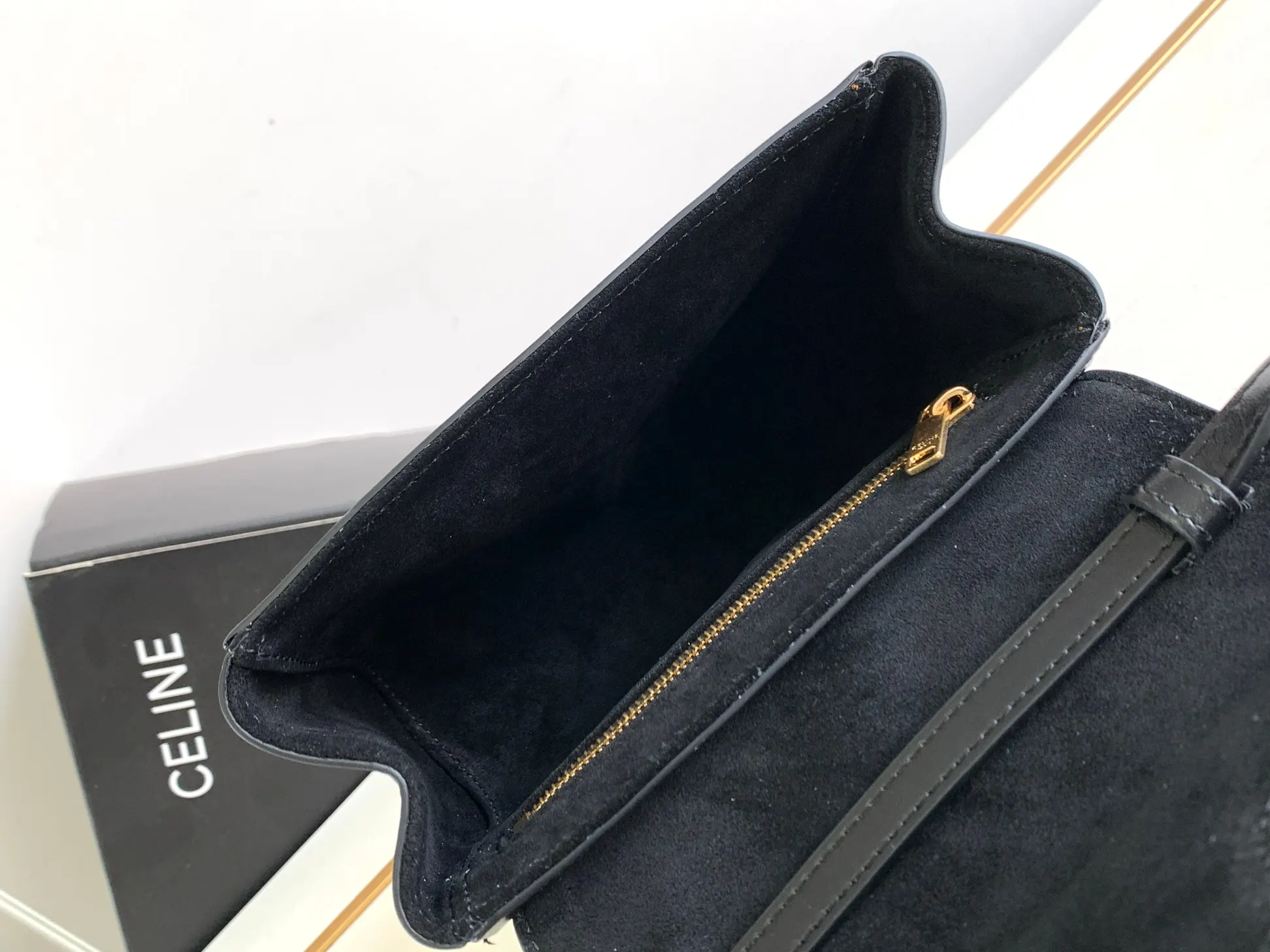 牛皮 春季 ｜CELIN SOFT 迷你光滑牛皮 斜挎包 轻便斜挎款