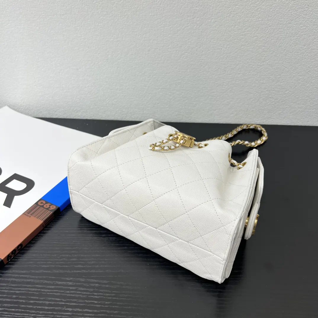 Chanel 22 小号 白色 皮革 链条包