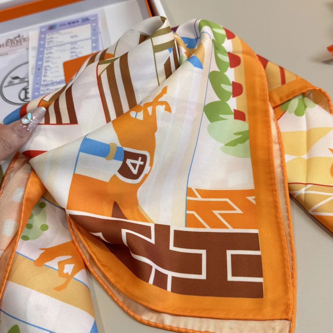 Hermès 丝巾 精致配饰