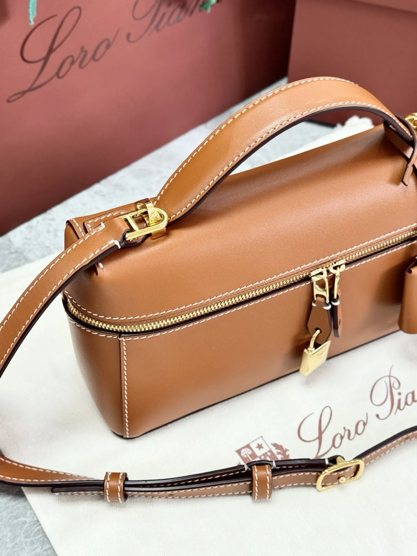 Brown Crossbody Bag Lightweight Leather