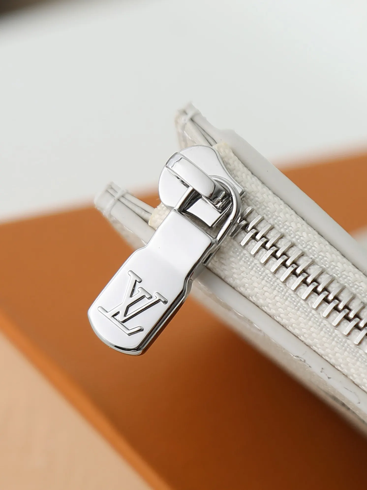 LV 白色老花拉链卡包 钱包款｜ORBUYBAG 岚奢包高端时尚精品