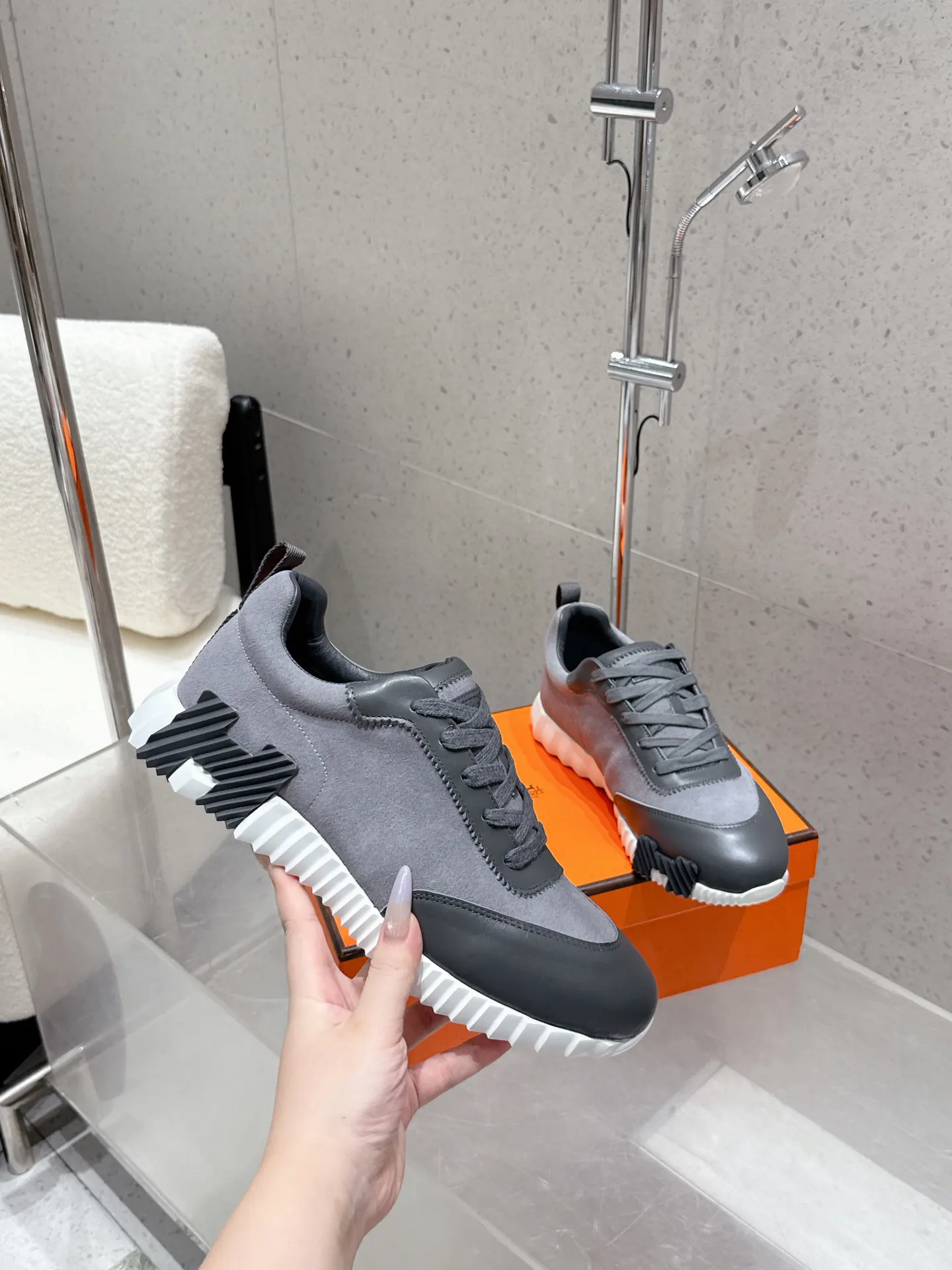 Hermès Sneakers