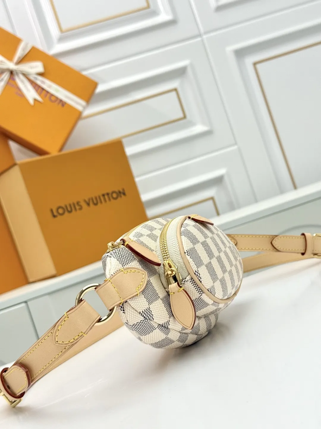 Louis Vuitton Monogram Belt Bag Casual Leather