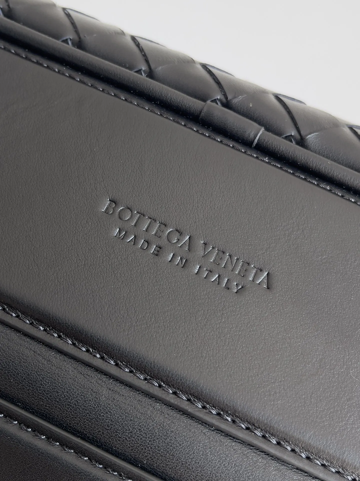 Bottega Veneta 牛皮 行李箱 旅行拉杆款 輕便出行款