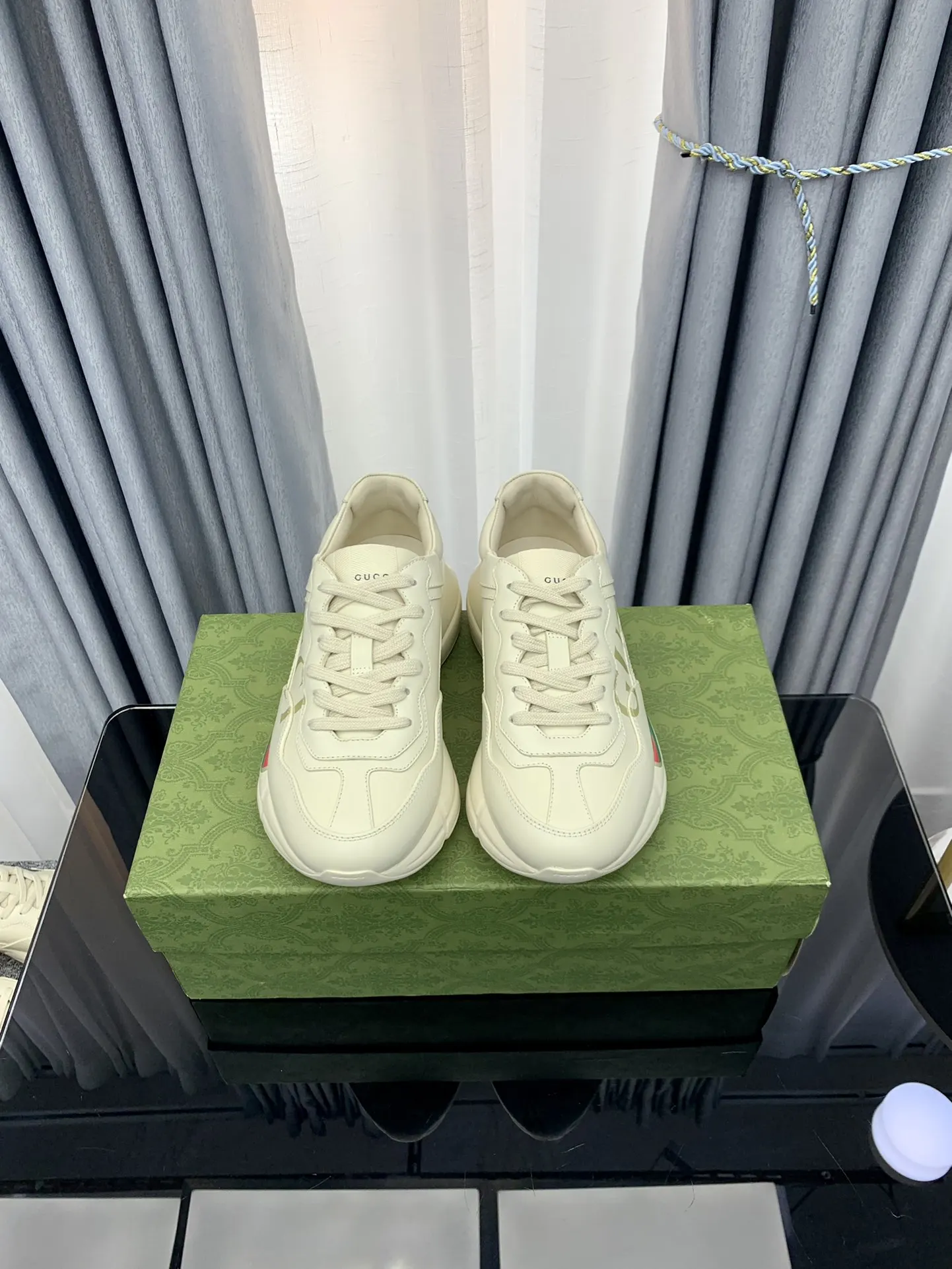 Gucci Logo休闲运动鞋