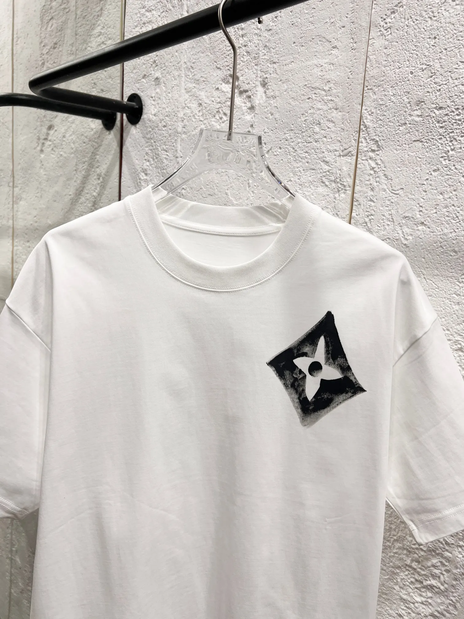 LV 白色小标短袖T恤 简约休闲款｜ORBUYBAG 岚奢包高端时尚精品
