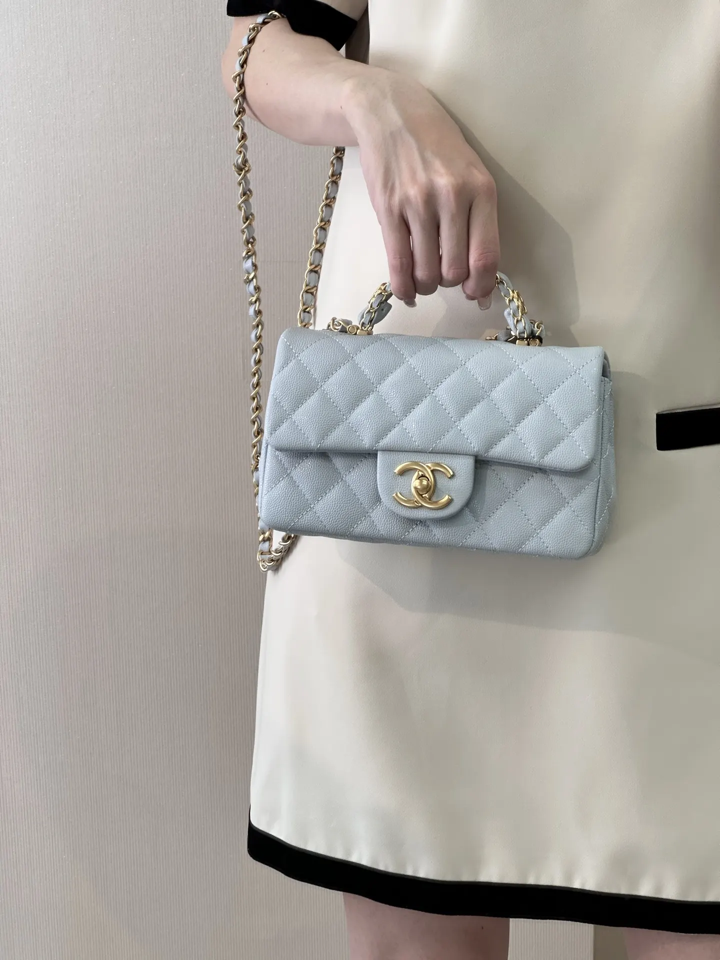 CHANEL 牛皮 华丽霸气又摩登 链条包 精致链条款