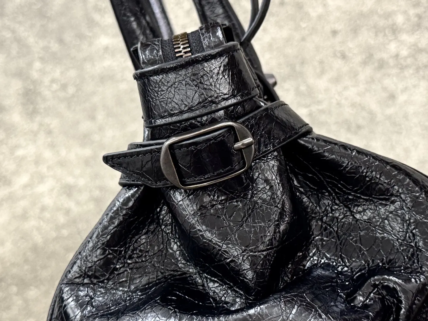 Balenciaga City Le 黑色 卫衣