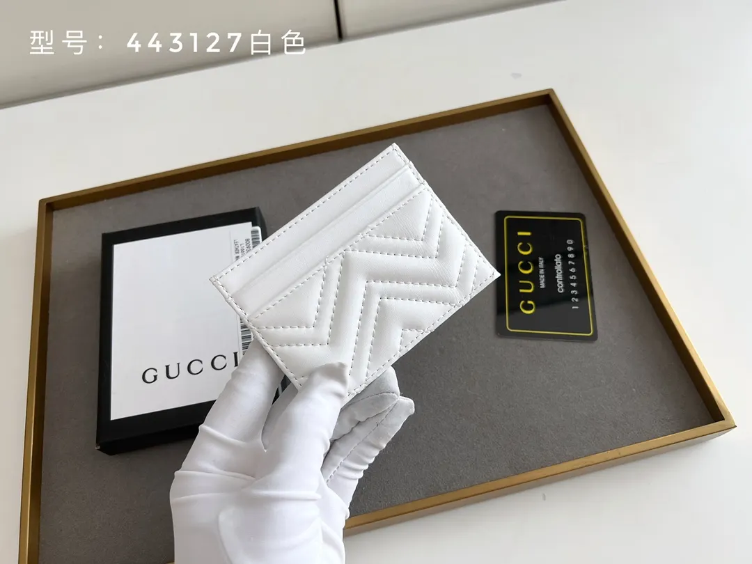 Gucci Marmont 绗缝皮革钱包 日常收纳