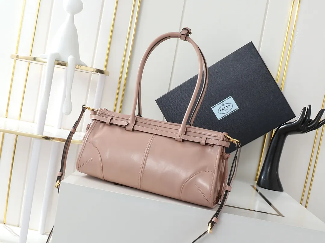 Prada 1BA426 斜挎包
