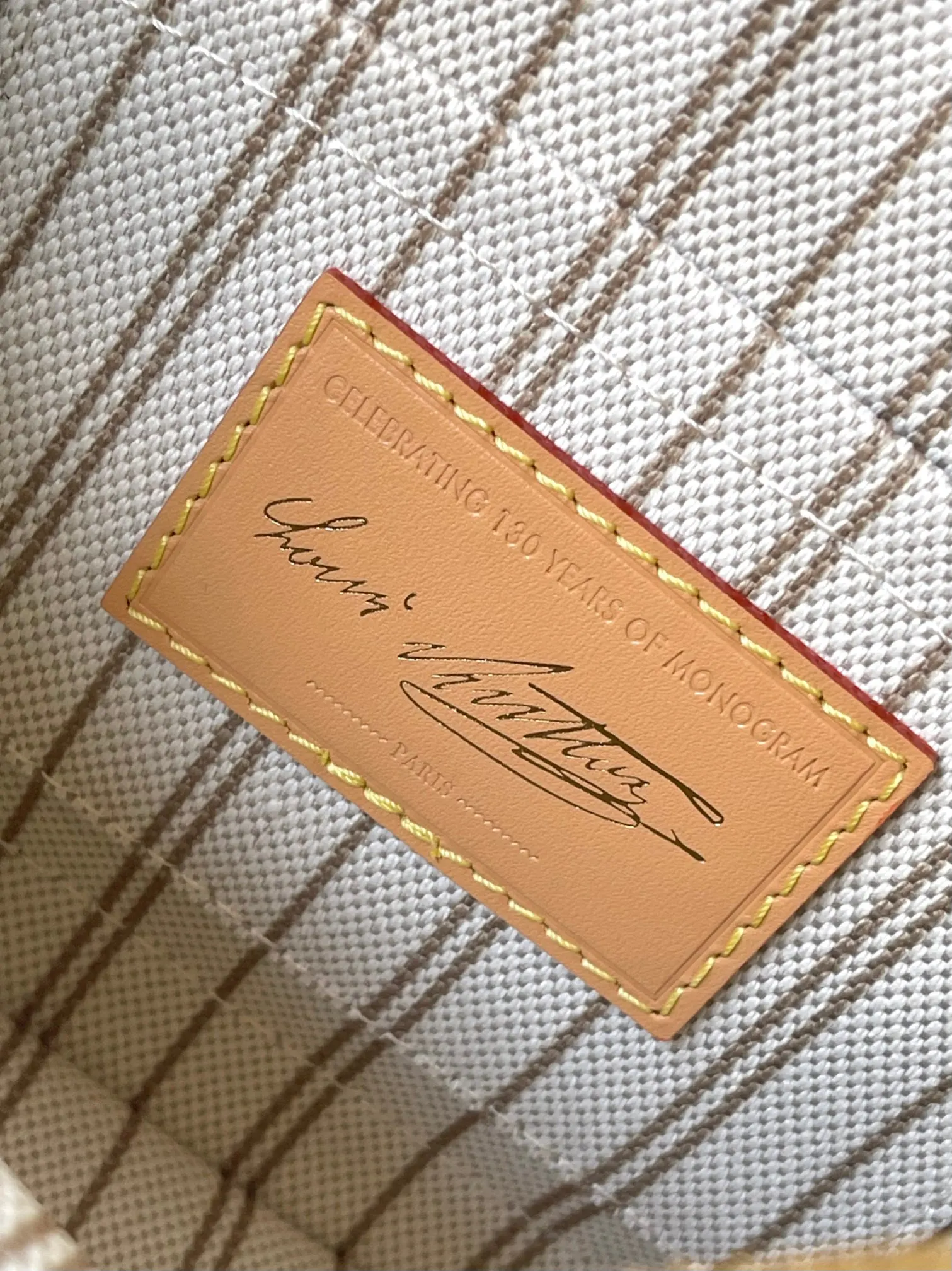 Louis Vuitton Alma 白色 皮革 手提包