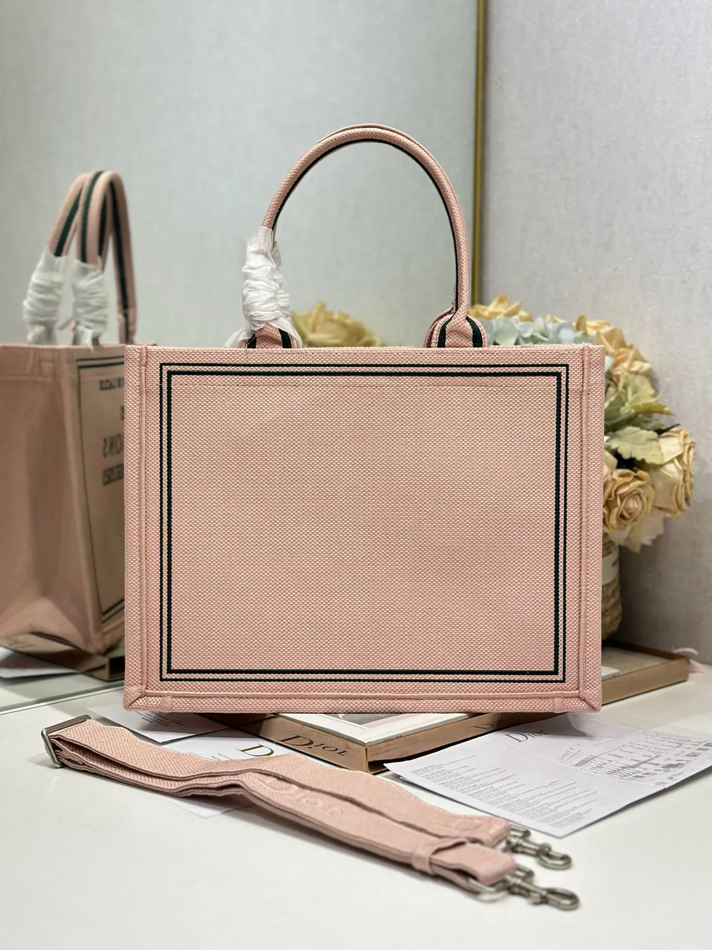 Book Tote 帆布 托特包 大容量托特款