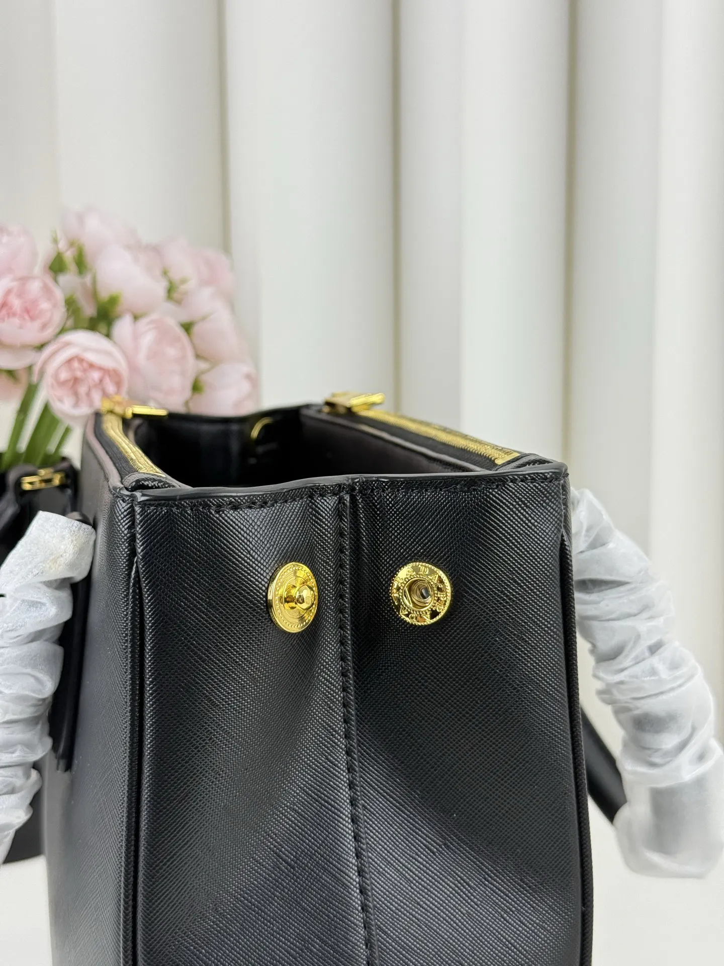 Prada Saffiano 十字纹牛皮 三角标 杀手包 经典手提 手提包