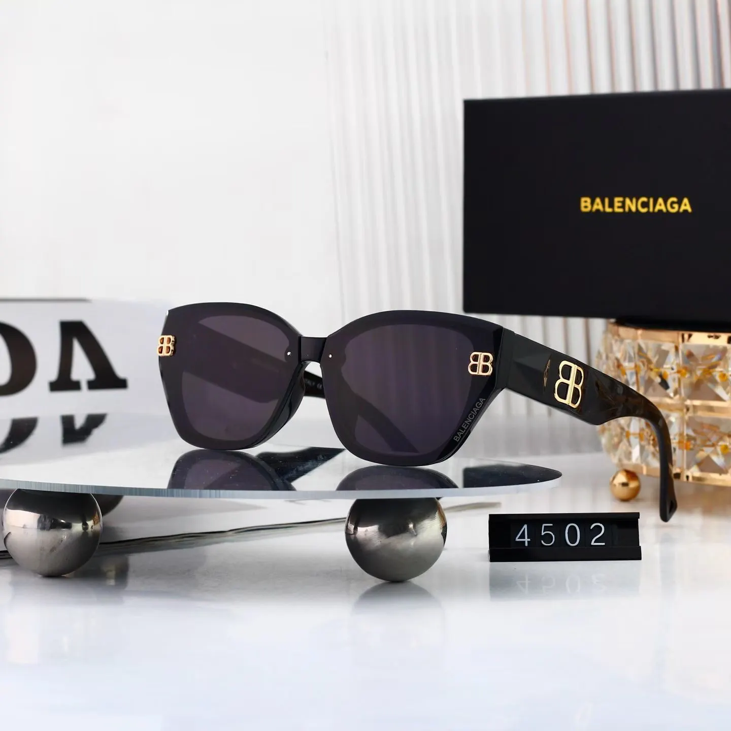 Balenciaga 太阳镜 精致搭配