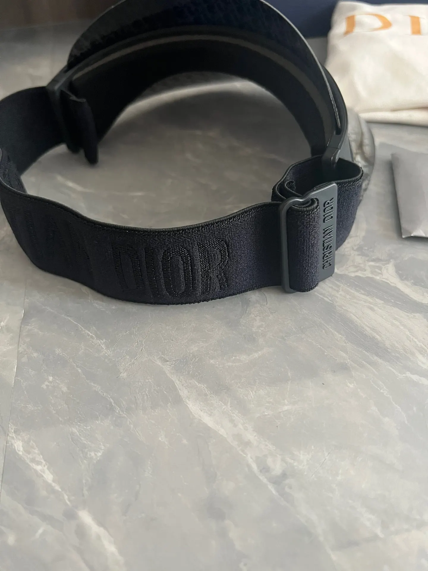 Dior Oblique 海军蓝提花帽子 精致配饰