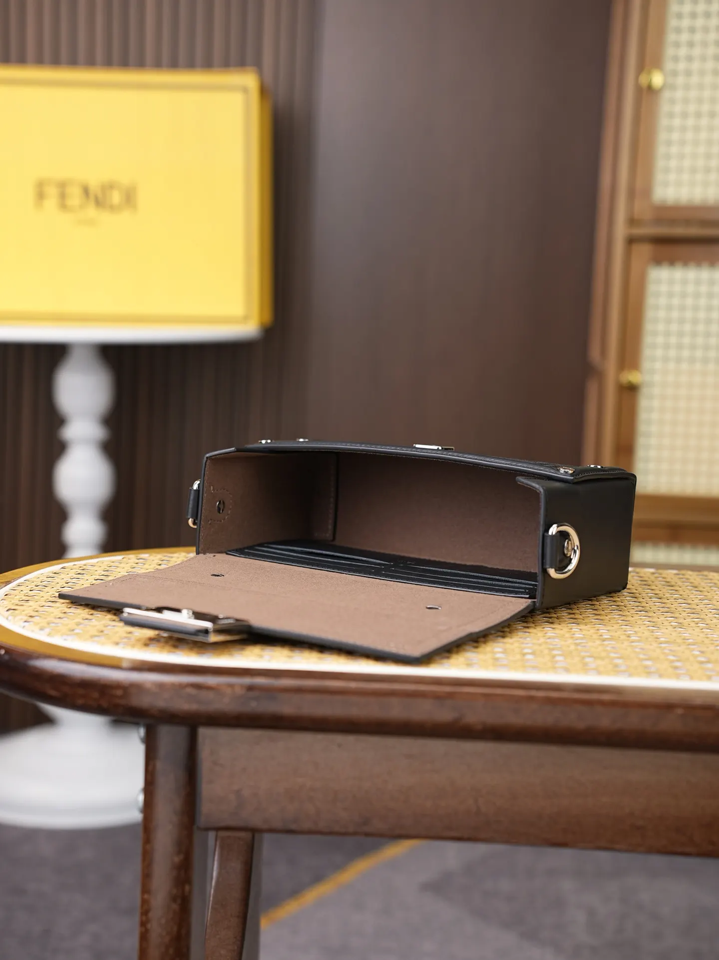 Top Handle Bag Commuter Leather