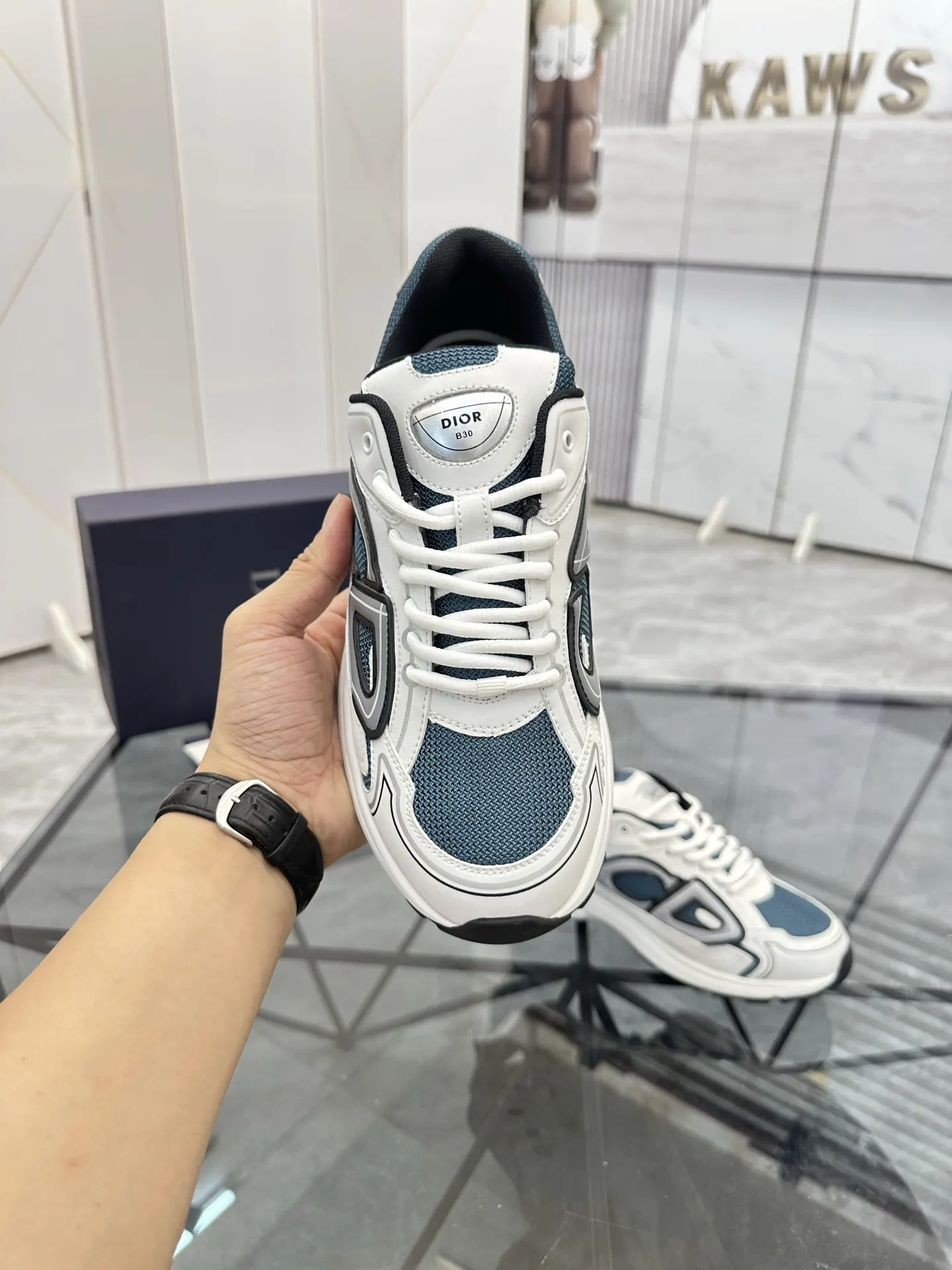 Dior 黑灰拼色牛皮运动鞋 细节展示款