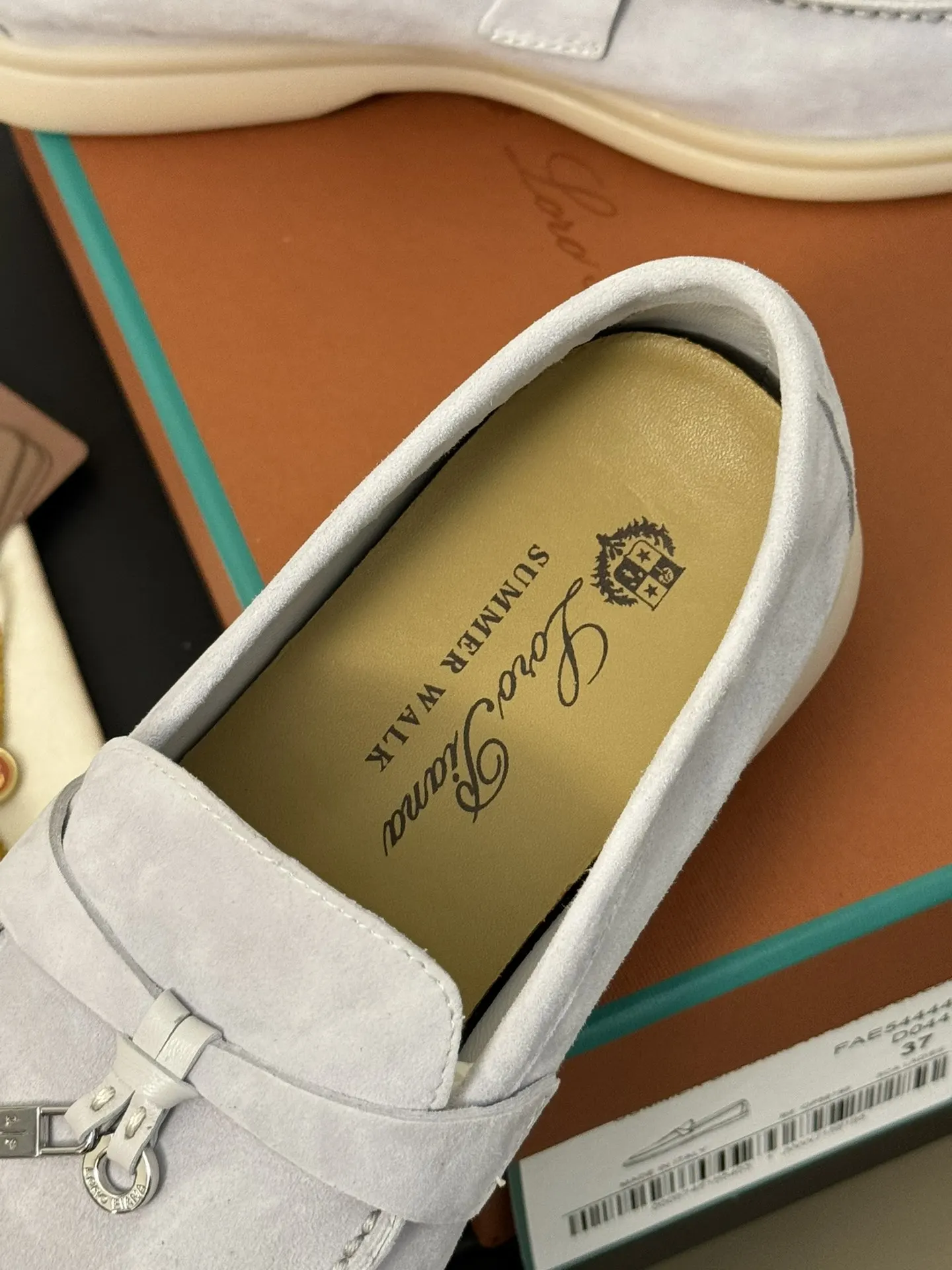 Loro Piana 運動鞋 休閒百搭款(數字7) Loro Piana 運動鞋 休閒百搭款(數字7)