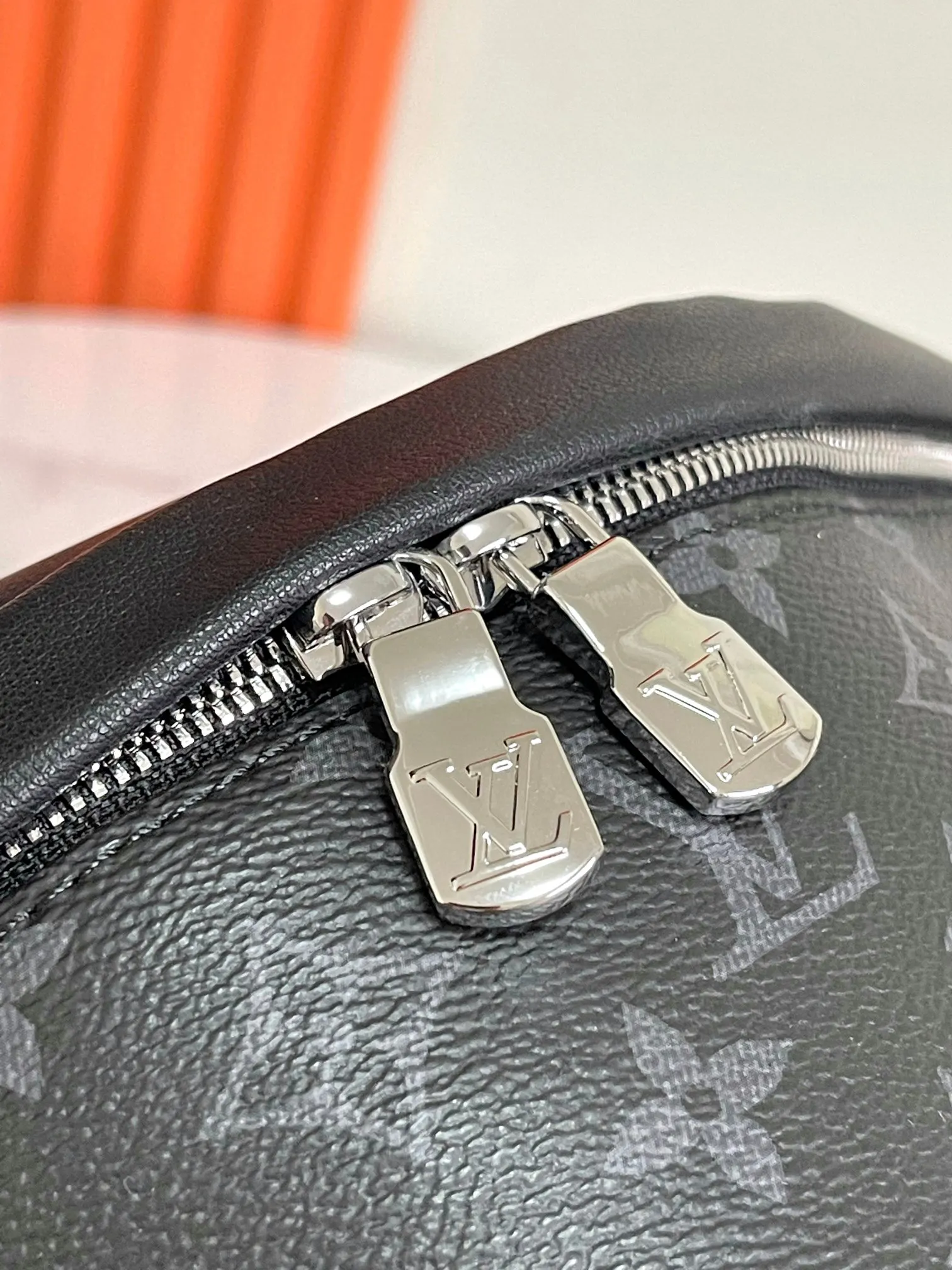 Crossbody Bag Lightweight Leather