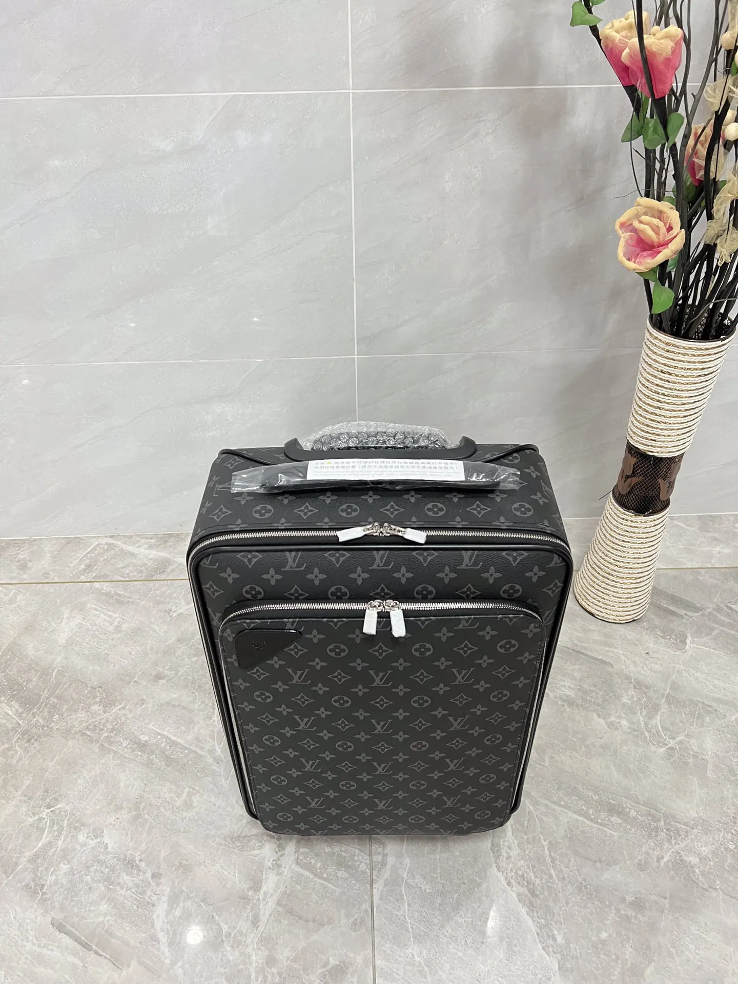 数量不多 赶紧抢购 勾引 产品抢先上市 实 行李箱 旅行拉杆款 轻便出行款