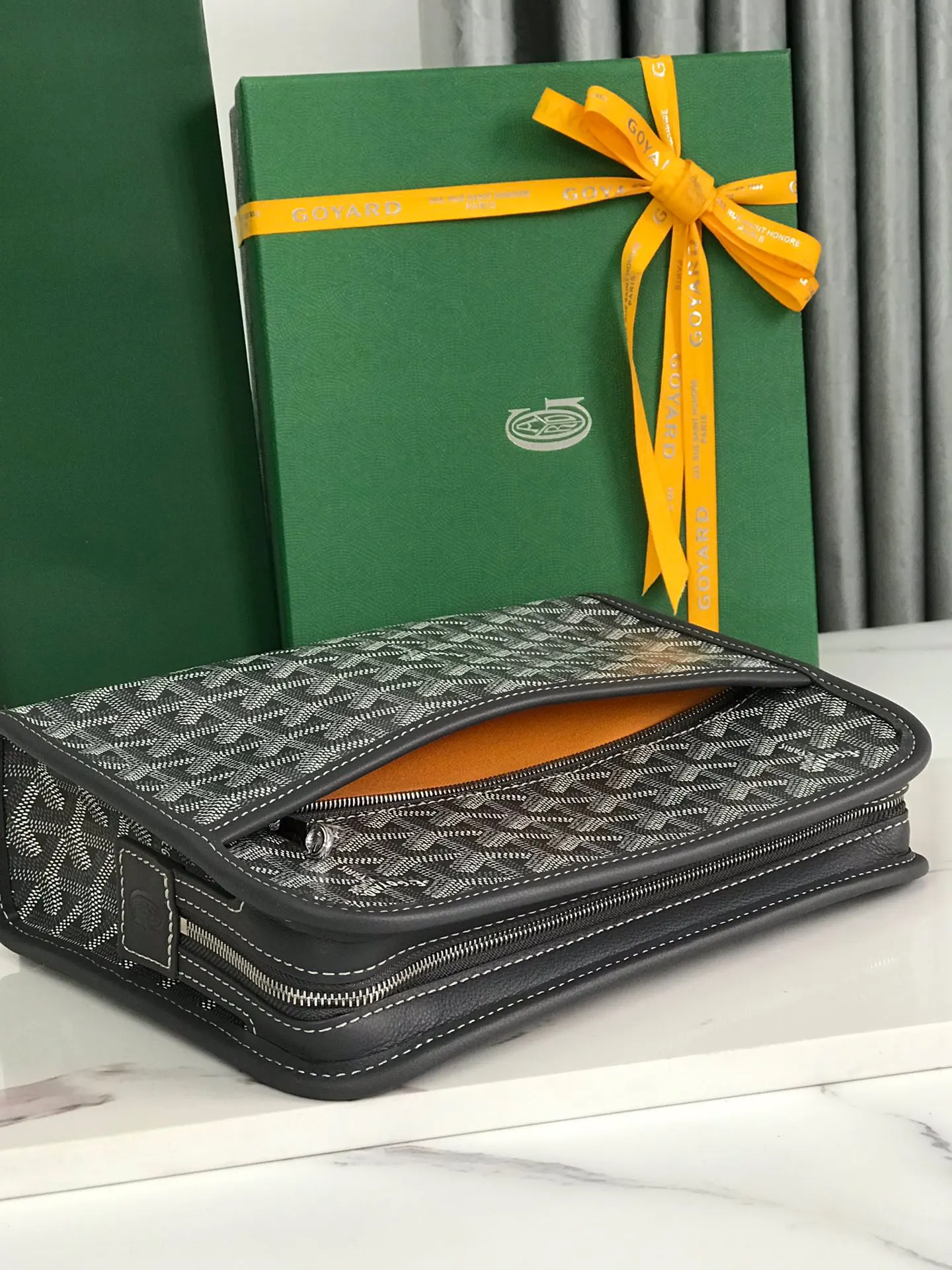 Goyard 黄色 牛皮 手拿包 精致手拿款